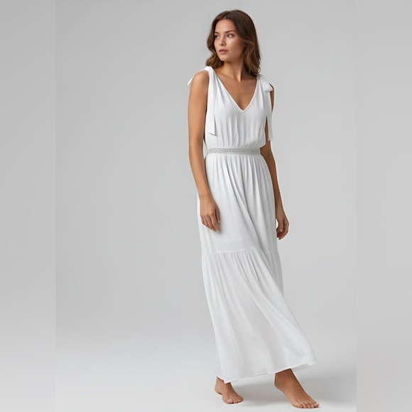 White Boho Lace Trim Knot Shoulder Ruffle Hem Cami Dress - Picture 5 of 7